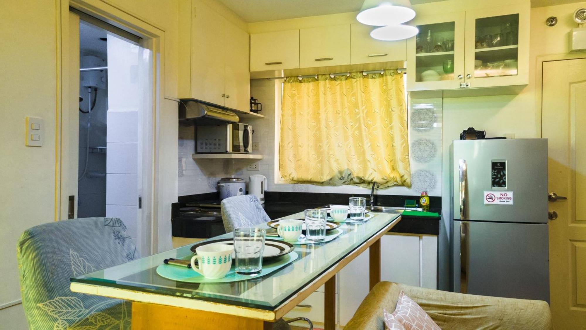 Kara'S Suite Cebu Exterior photo